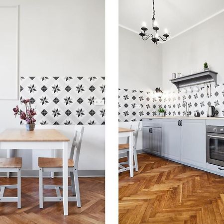Blich Apart Appartement Krakau Buitenkant foto